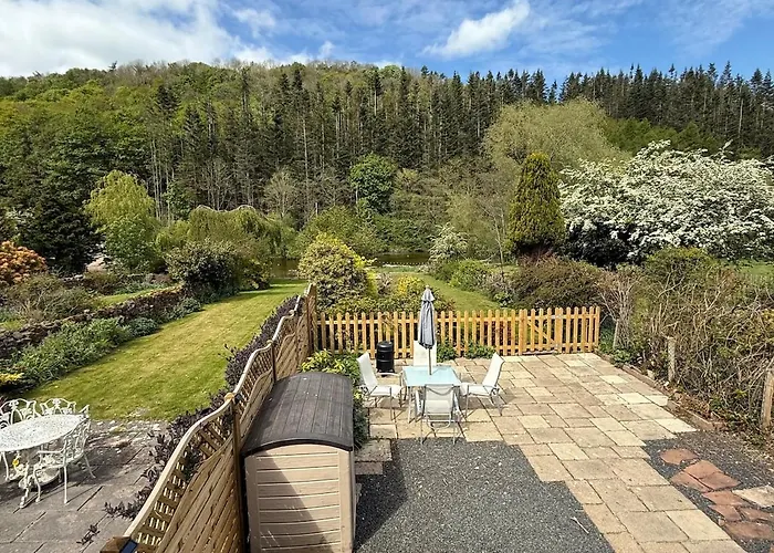 度假居 Dunmallet - *